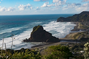 Piha from the hill gallery
